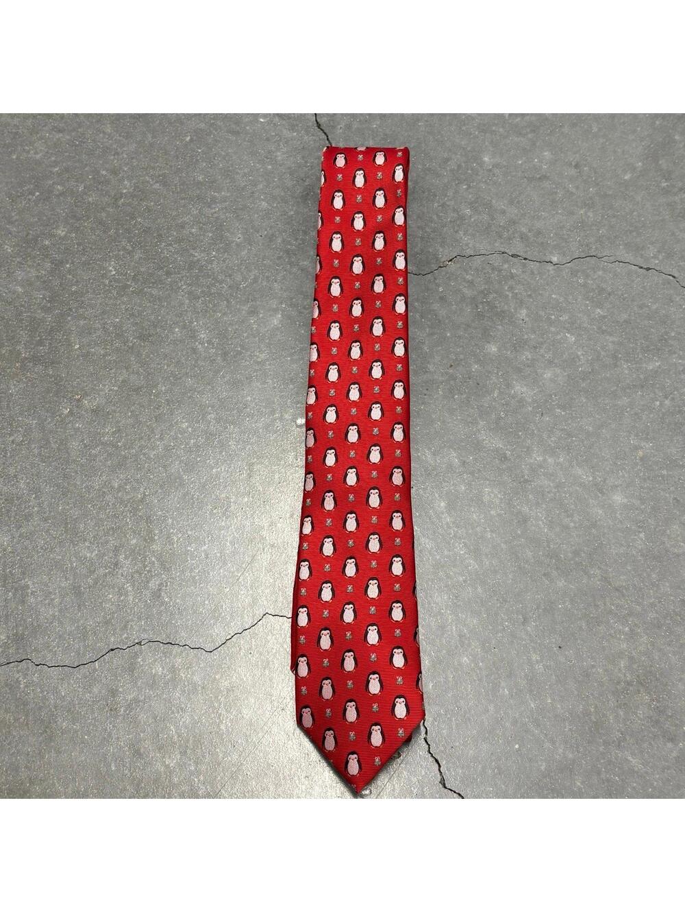 IZOD Christmas Penguin Print Tie